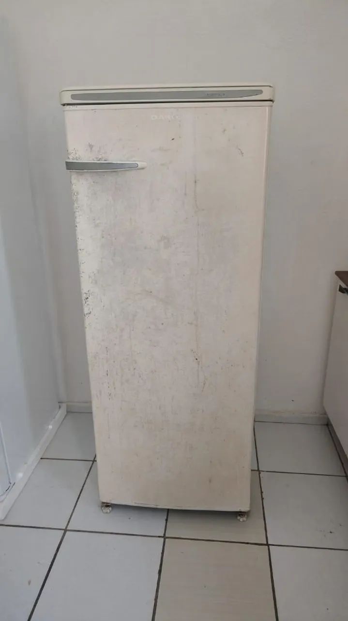 Geladeira DAKO - Foto 2