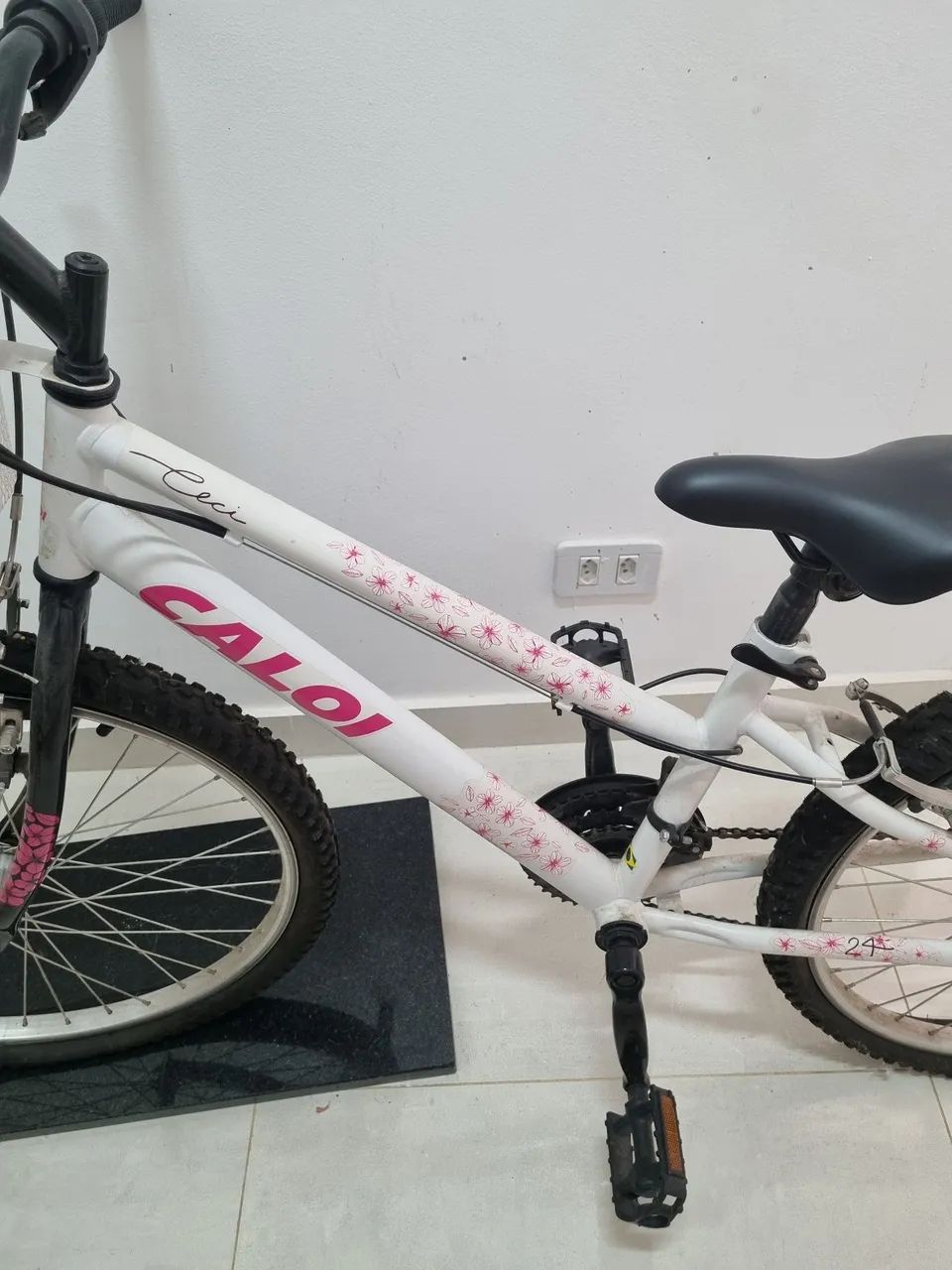 Bicicleta Caloi Ceci aro 24 - Foto 3