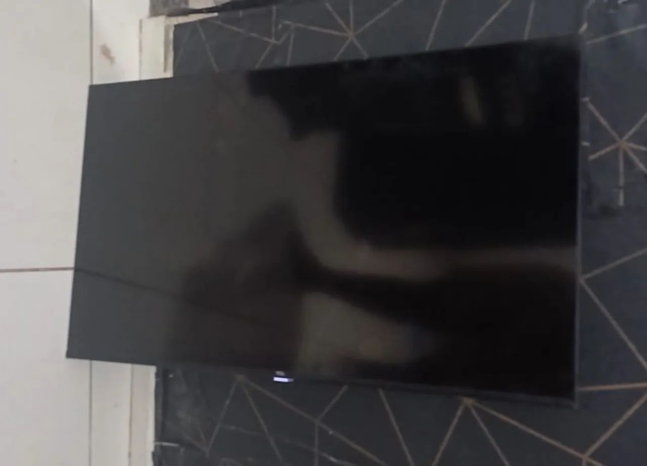 TV 42 POLEGADAS TCL DIPLAY NAO FUNCIONA - Foto 2