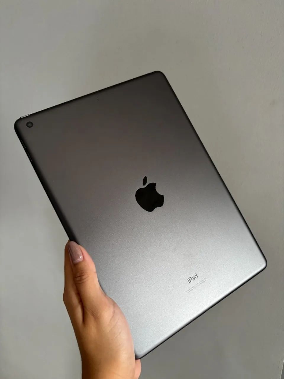 Ipad 9° Geração 64gb + Pencil Goojodoq - Foto 2