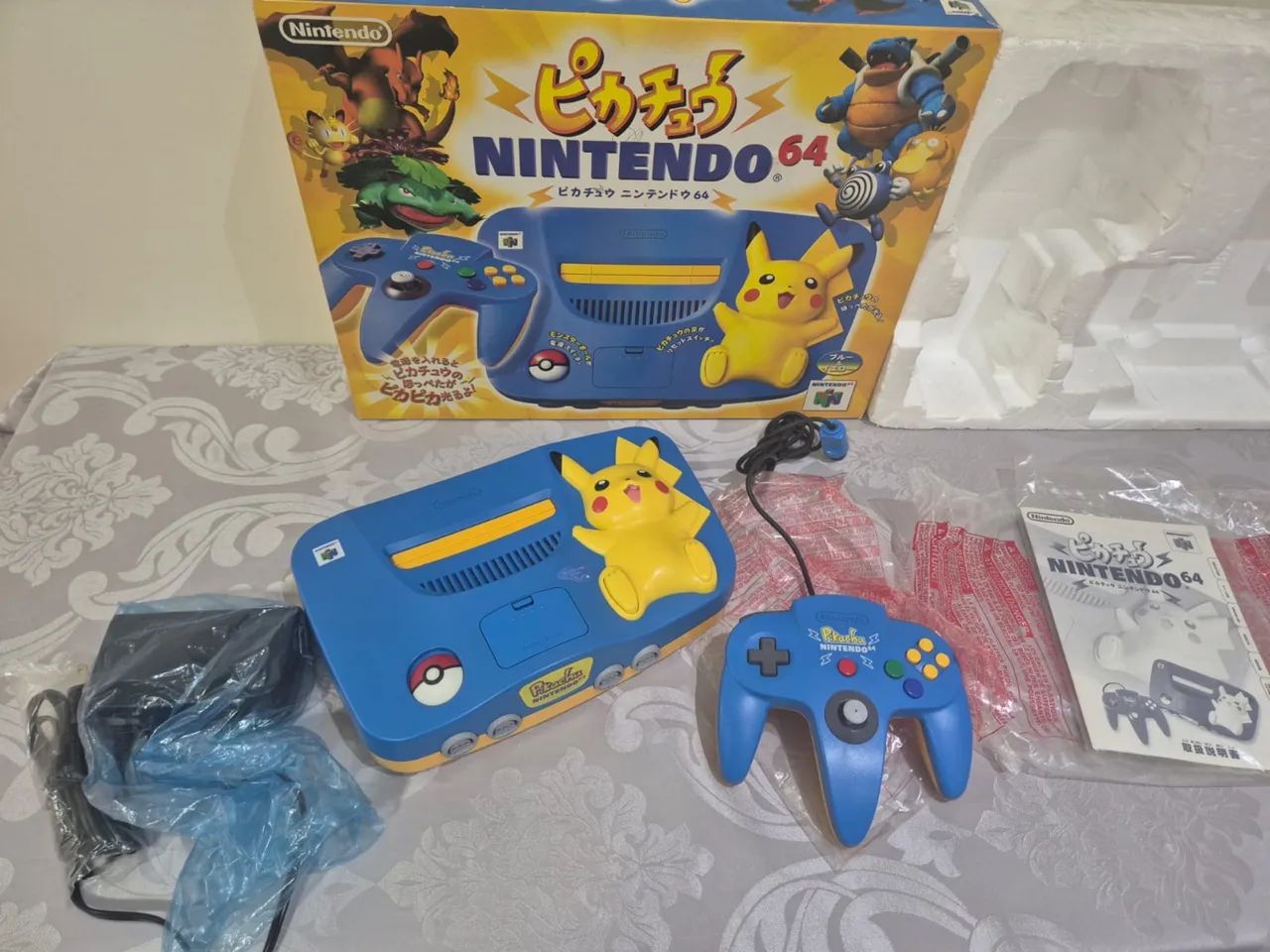 Nintendo 64 Pikachu Azul