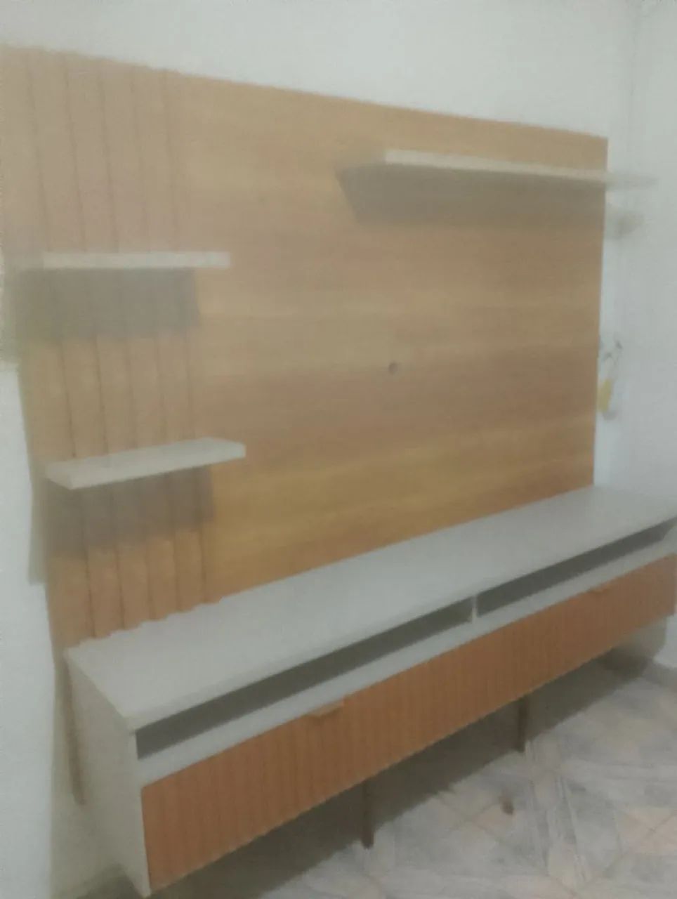 Painel para tv com nichos e prateleiras  - Foto 2