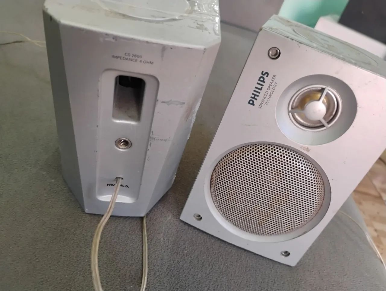 Um par de caixa Philips  - Foto 2