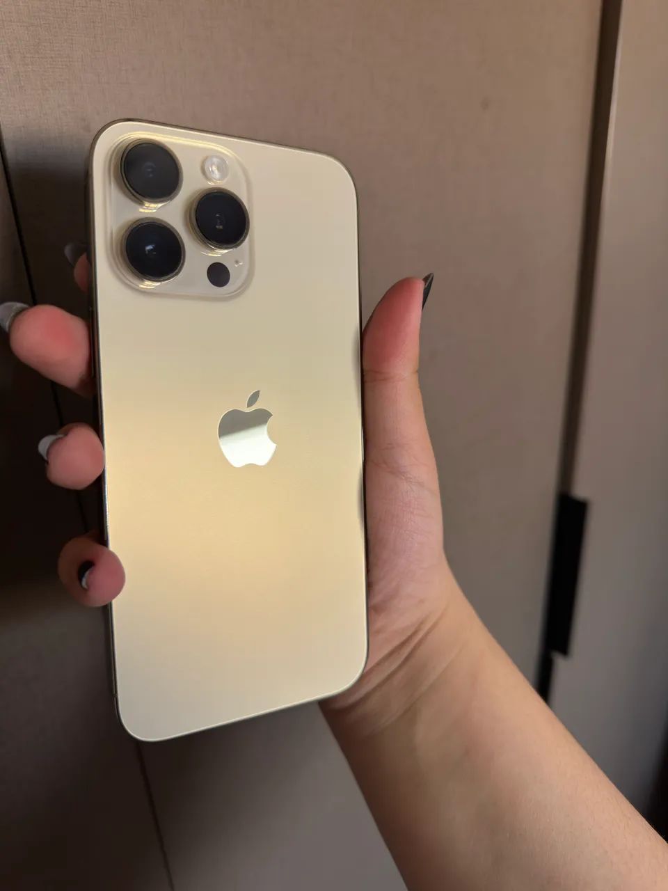 iPhone 14 Pro Max - Dourado - Foto 4