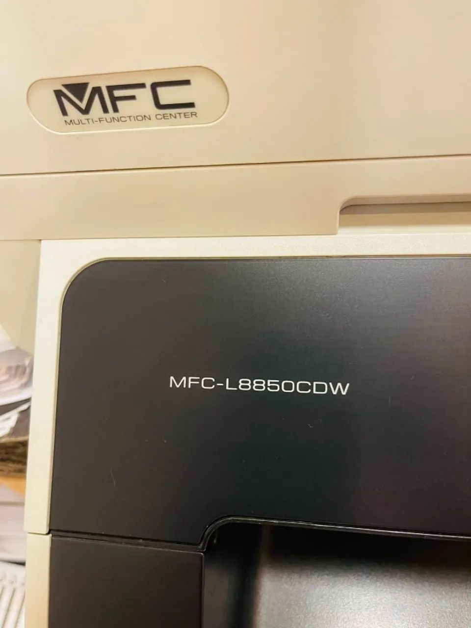 Maquina Brother MFC-L8850CDW - Foto 2