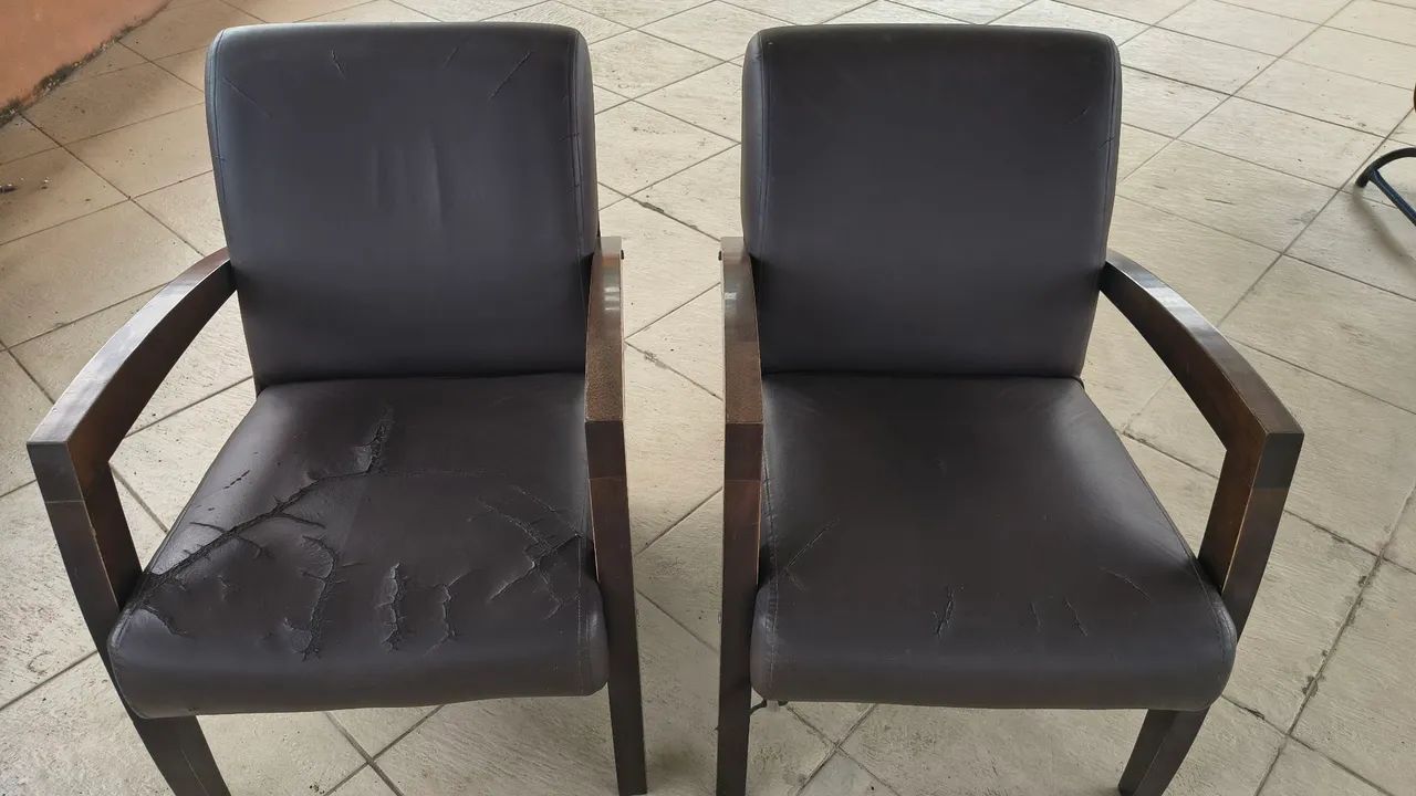2 Poltronas madeira e estofado  - Foto 4