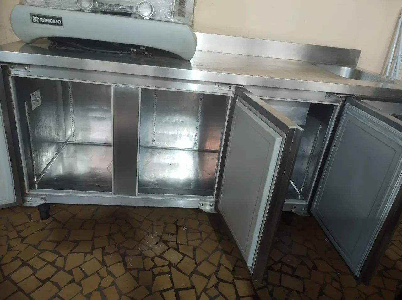 Balcão freezer macon com cuba