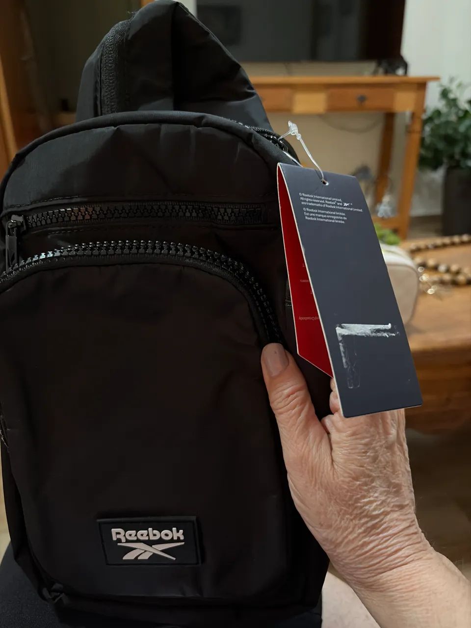 Bolsa crossbody Reebok preta nova  - Foto 5