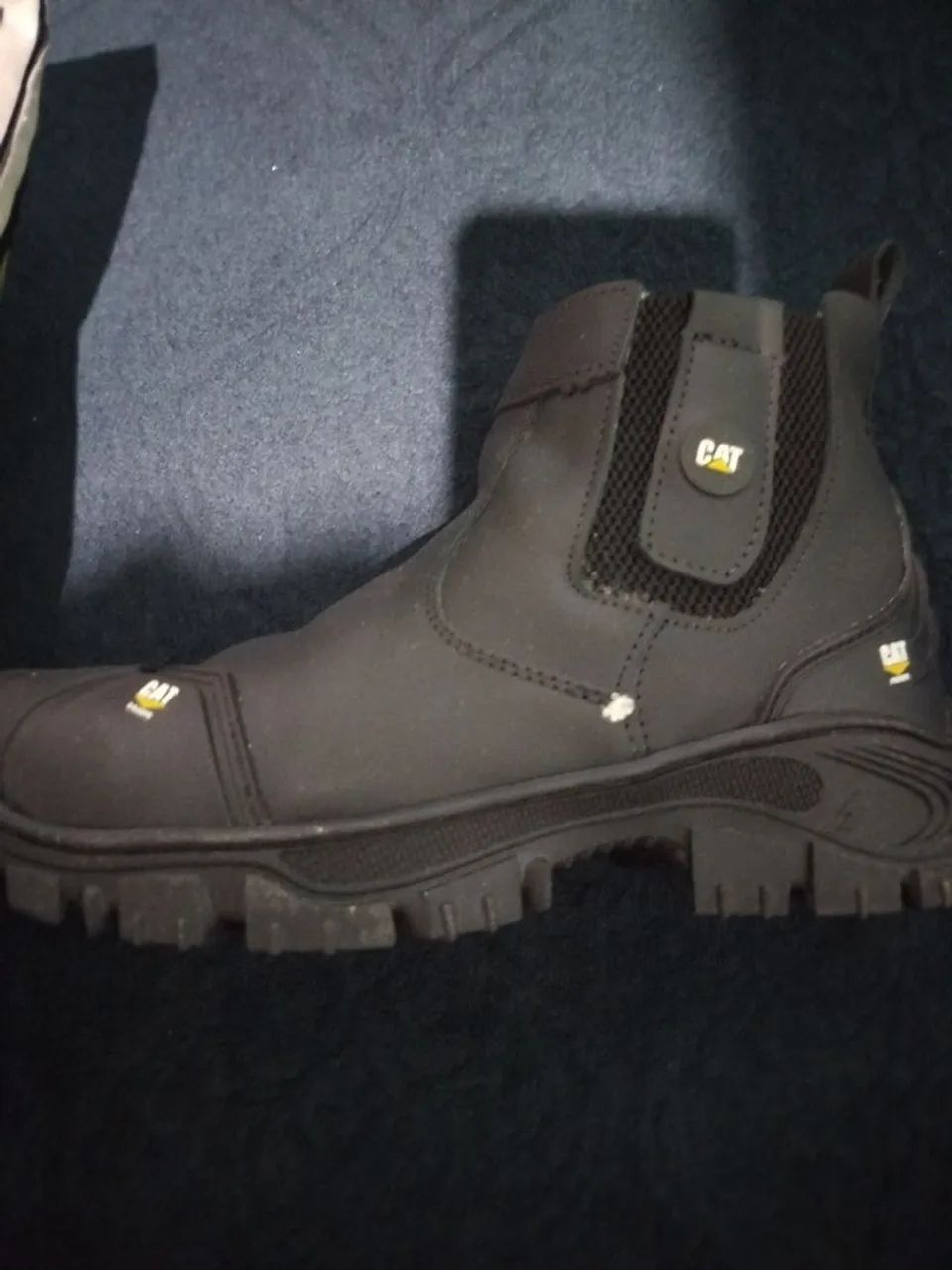 Bota de segurança número 39 comprei o número errado - Foto 4