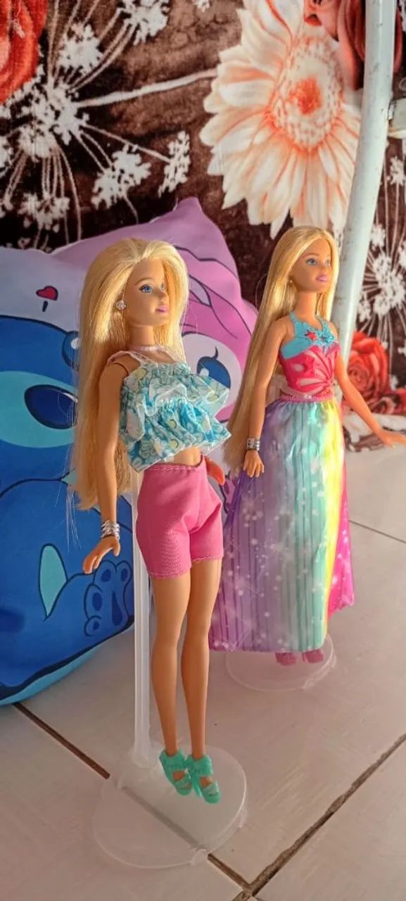 Lote de bonecas Barbies  - Foto 2