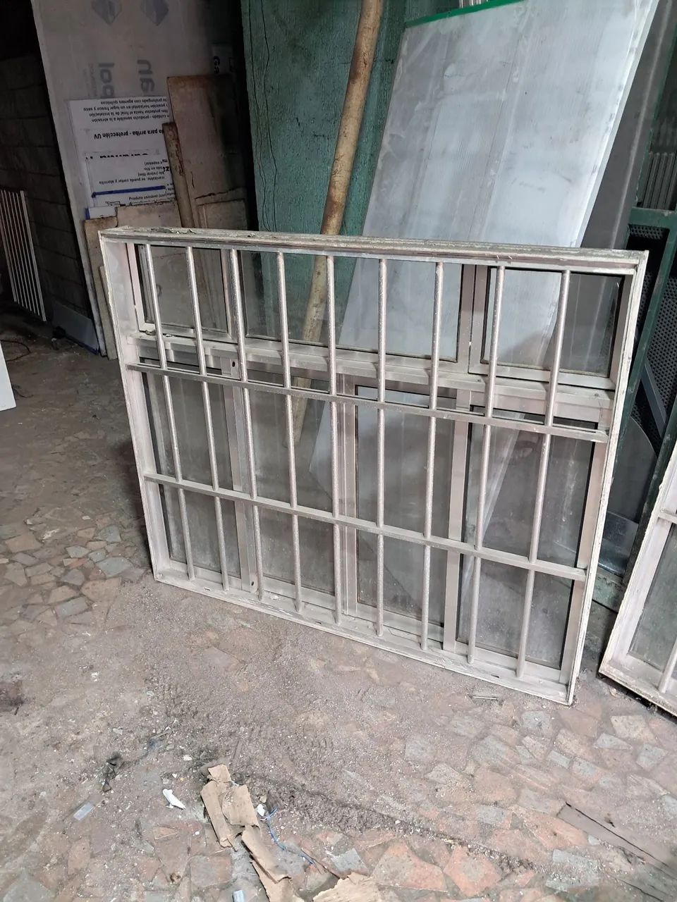 Uma porta duas janelas - Foto 2
