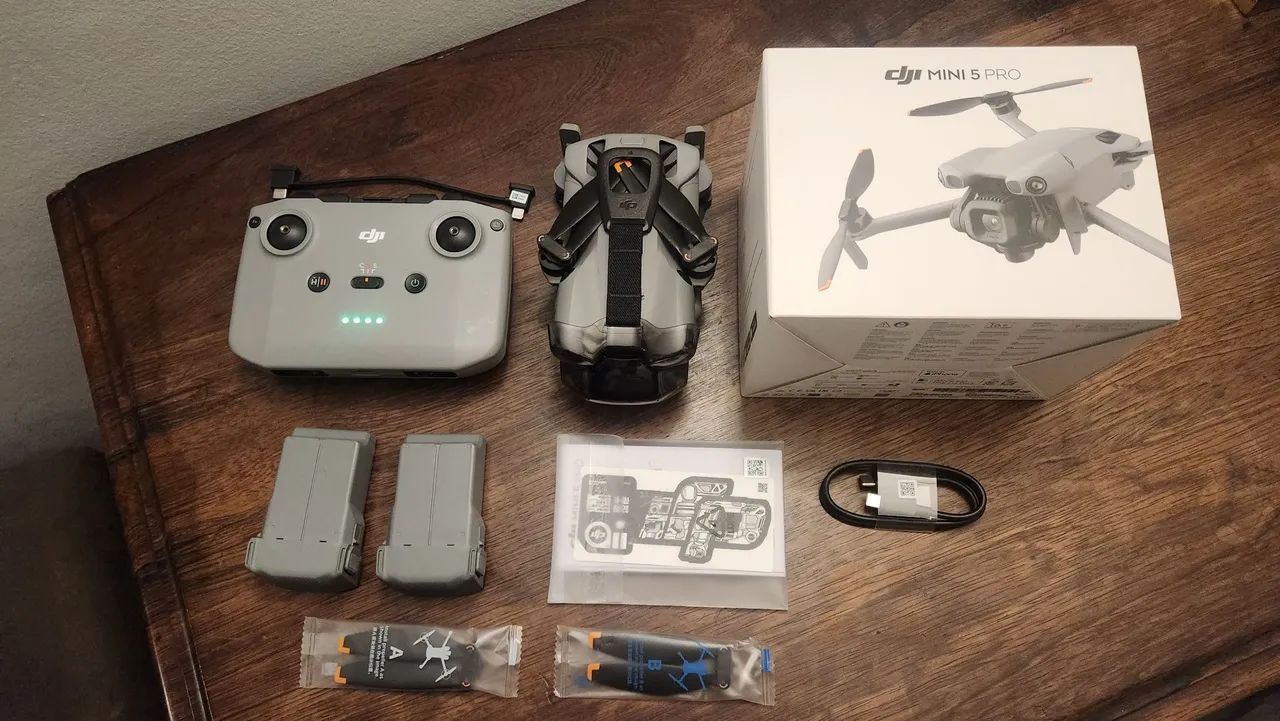 Dji Mini 5 Pro com 2 baterias. - Foto 3
