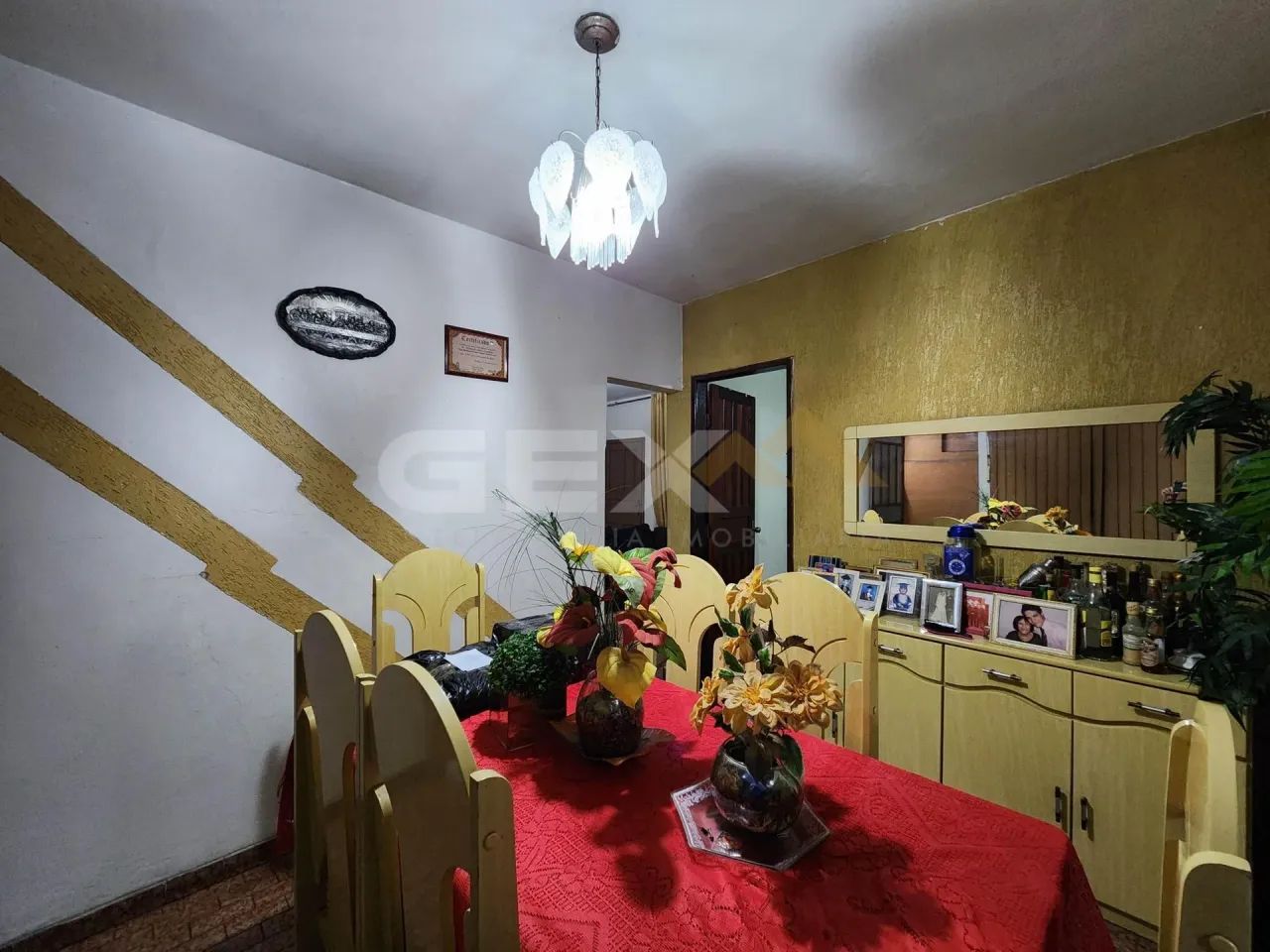 Casa à venda no Centro, 4 quartos, e 2 vagas. - Foto 4