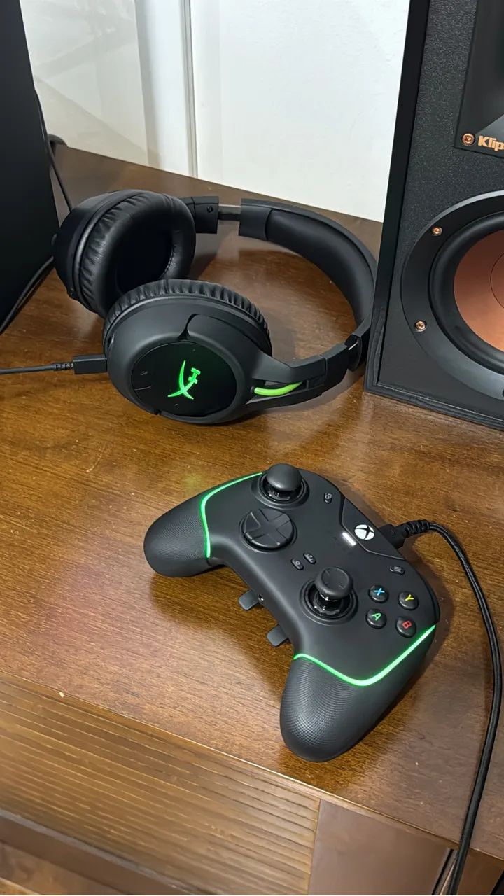 Controle Xbox Razer wolverine V2 CHROMA  - Foto 2