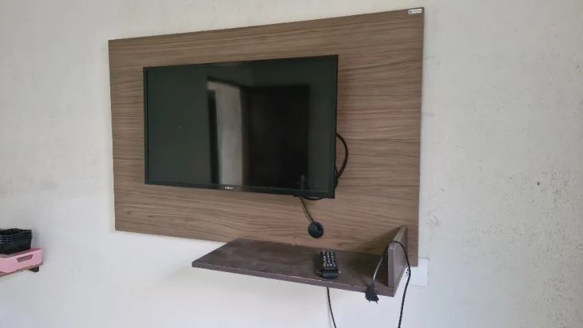 TV Samsung 32 + painel e suporte