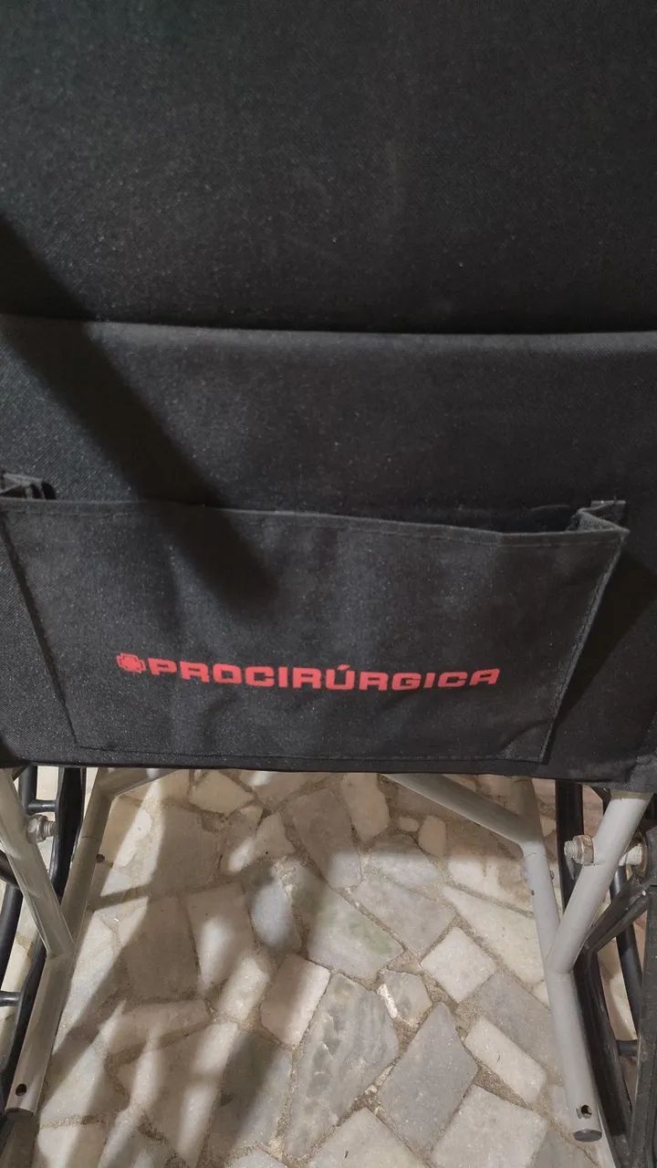 Cadeira de roda confortável 