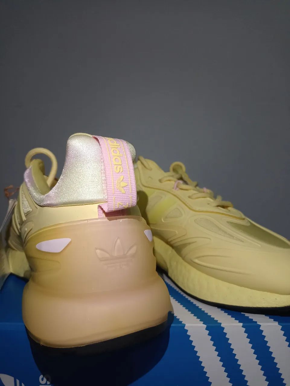 Tenis adidas ZX tamanho 36 original na caixa. - Calçados - Vila