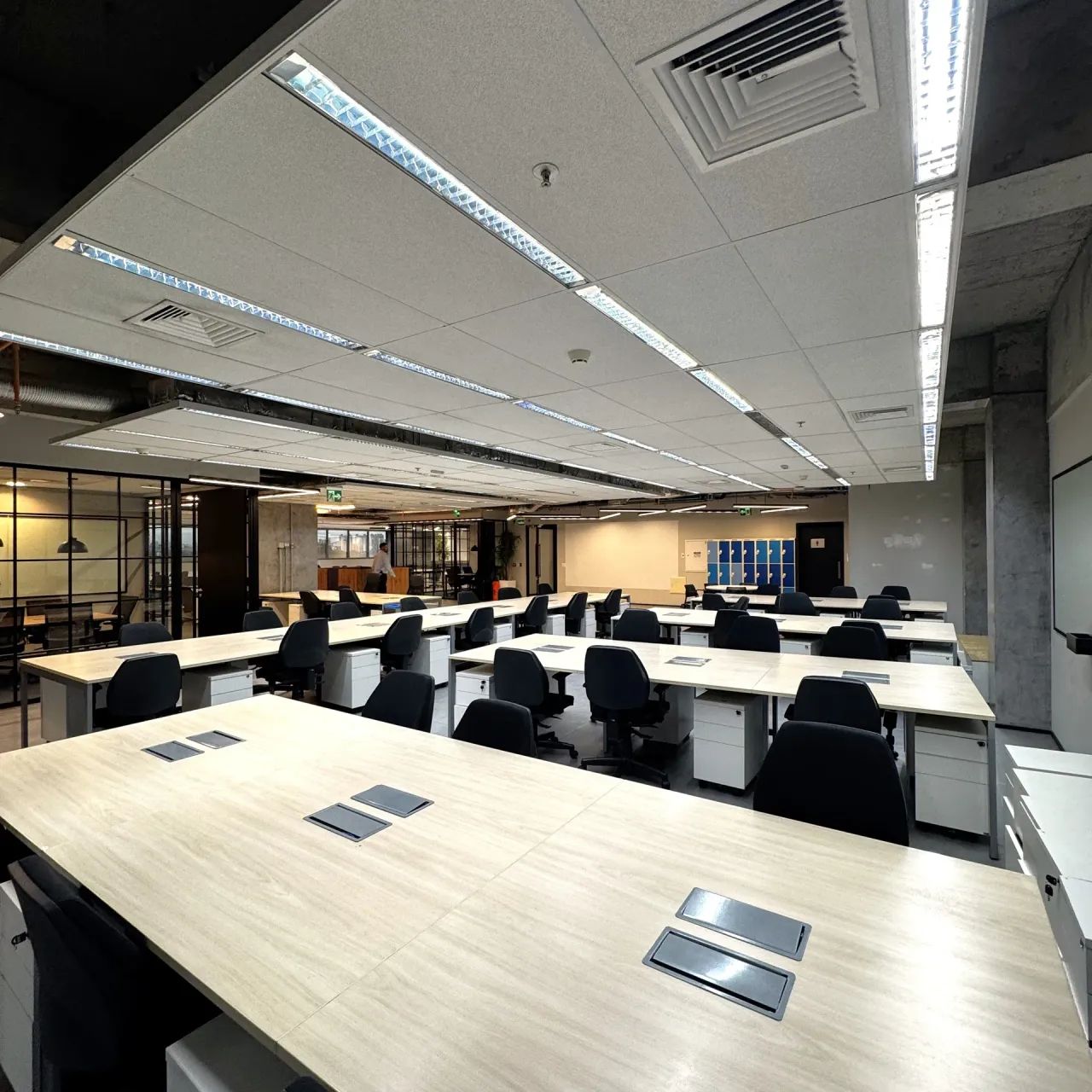 Conjunto para alugar, 1076 m² - Pinheiros - São Paulo/SP