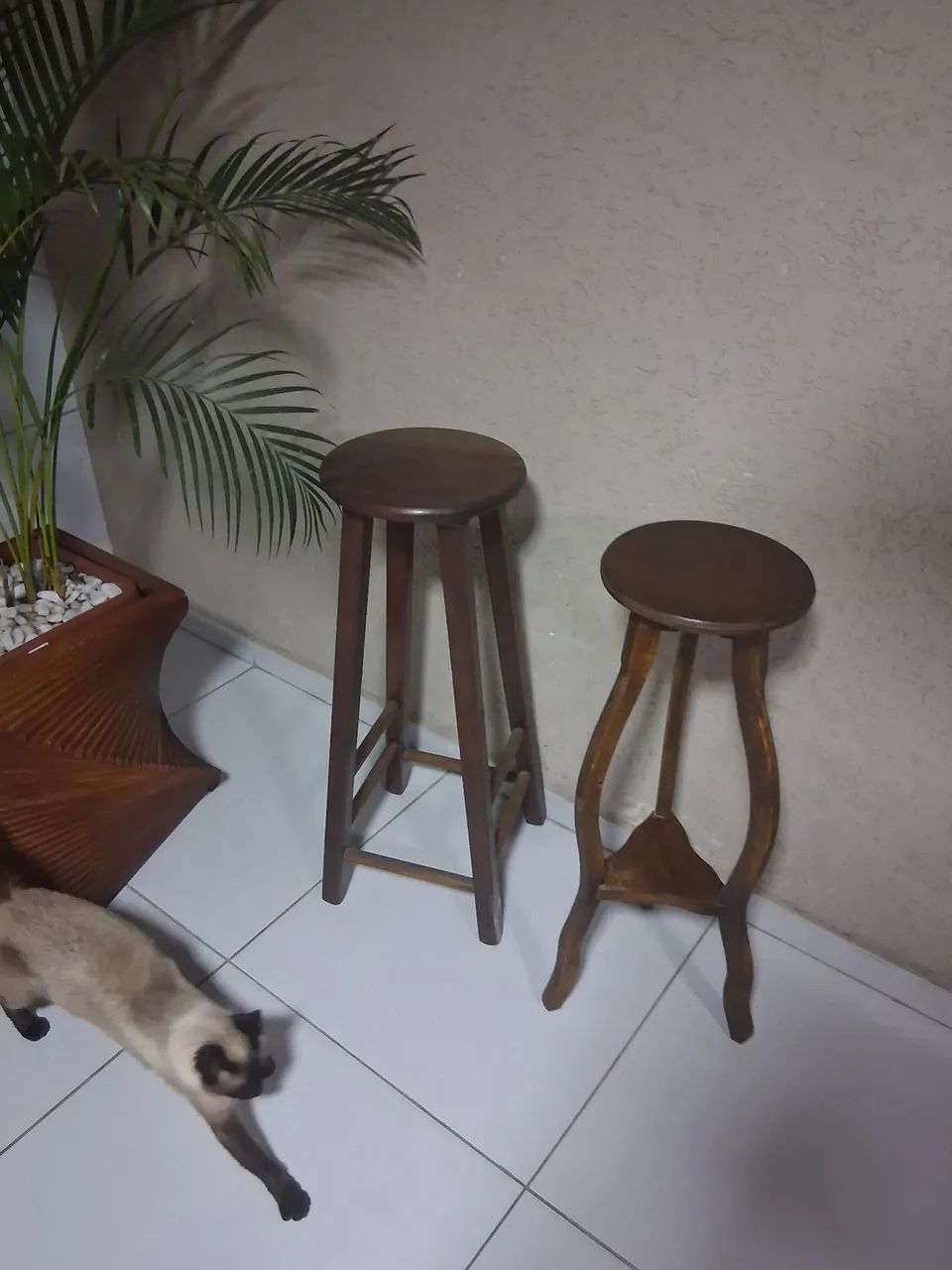 2 Banquetas excelentes e novas - Foto 3