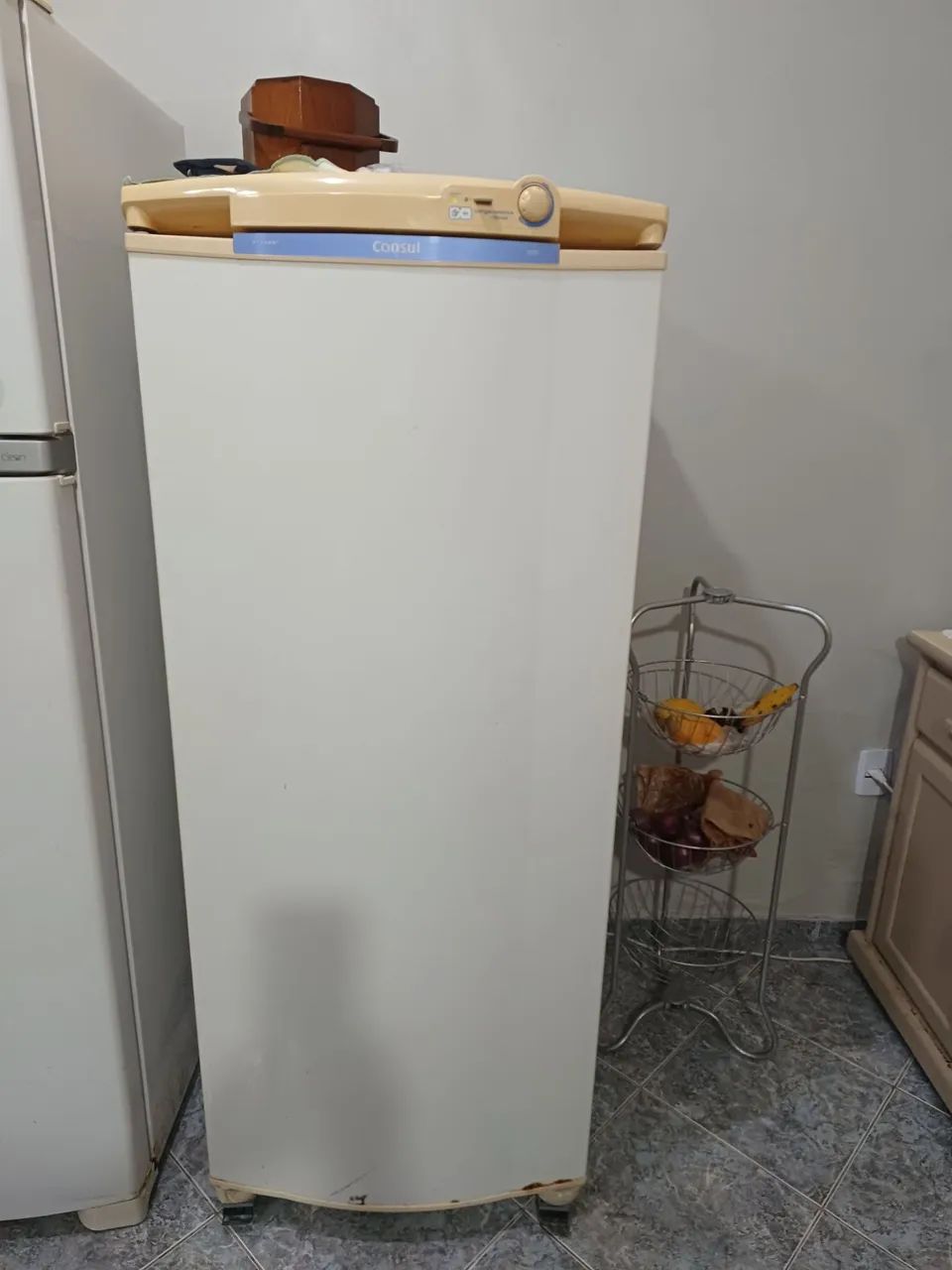 Frezzer vertical 260 litros