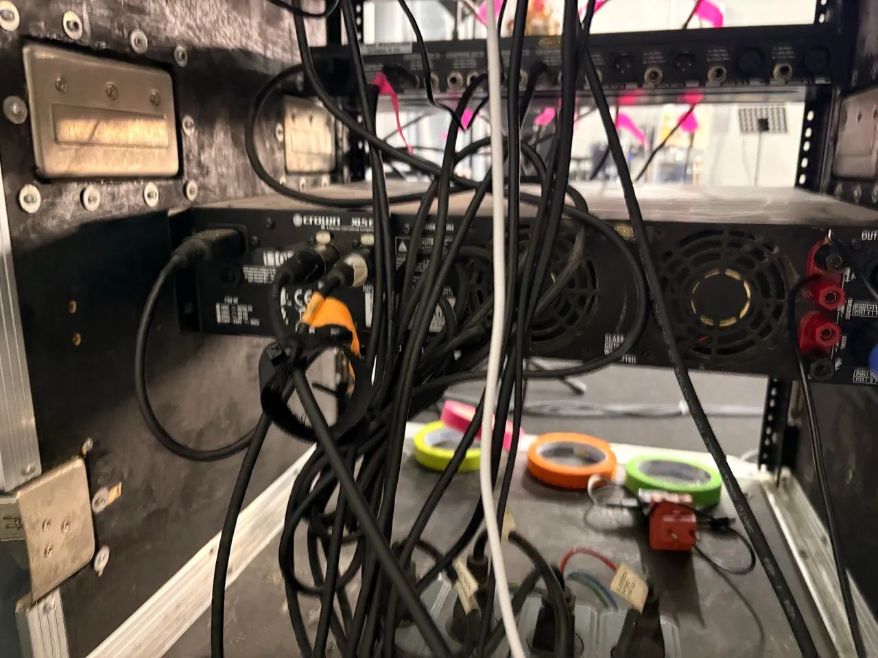 Crown XLS 602 - Foto 2