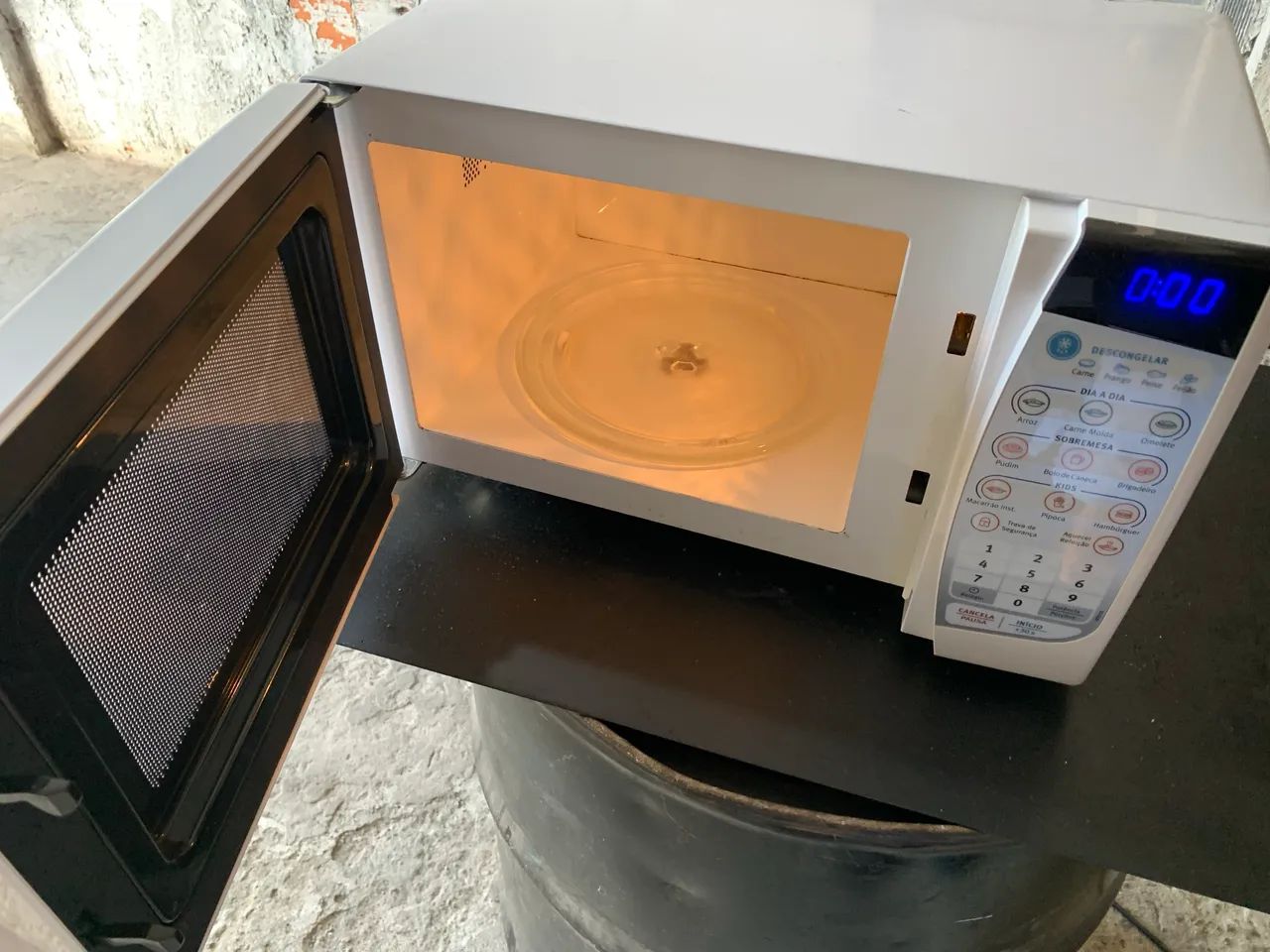Micro-Ondas Electrolux 127v 20Ltrs - Foto 3
