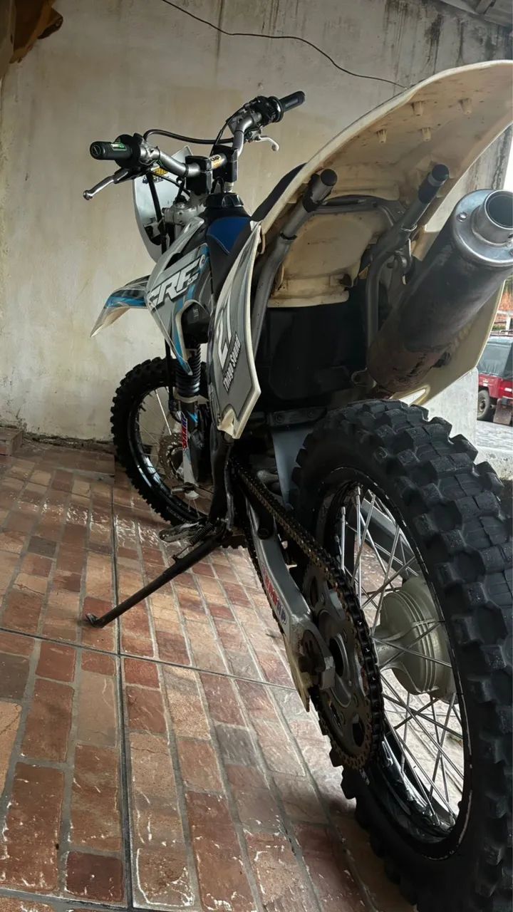 CRF-230 - Foto 2
