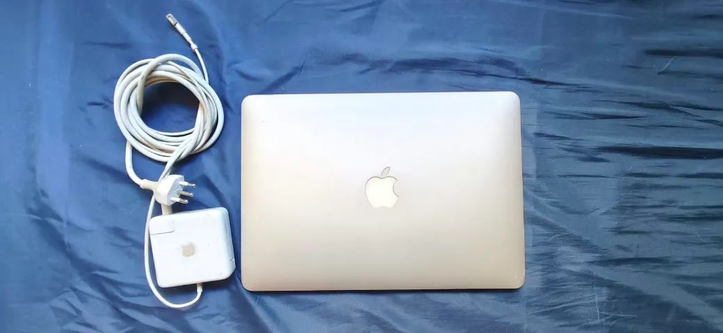 MacBook air 1369 - Foto 4