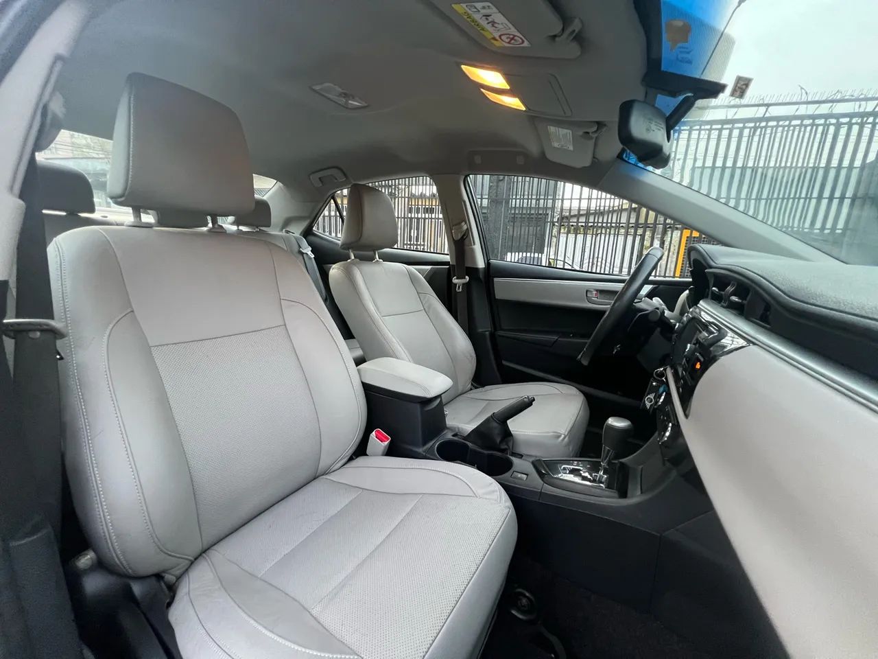 Toyota Corolla XEi 2.0 Flex 16V Aut., foto 11 de 13