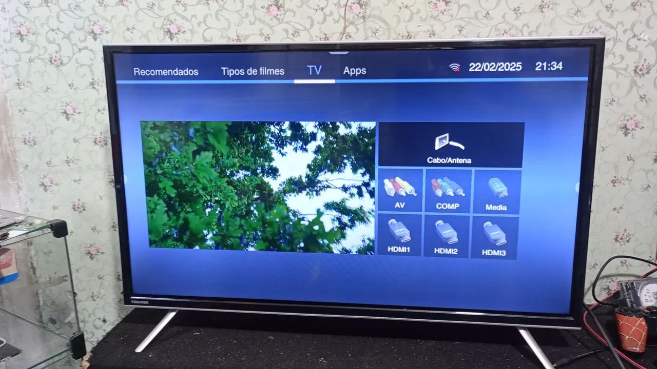 Smart tv Toshiba de 32 polegadas perfeita - Foto 2