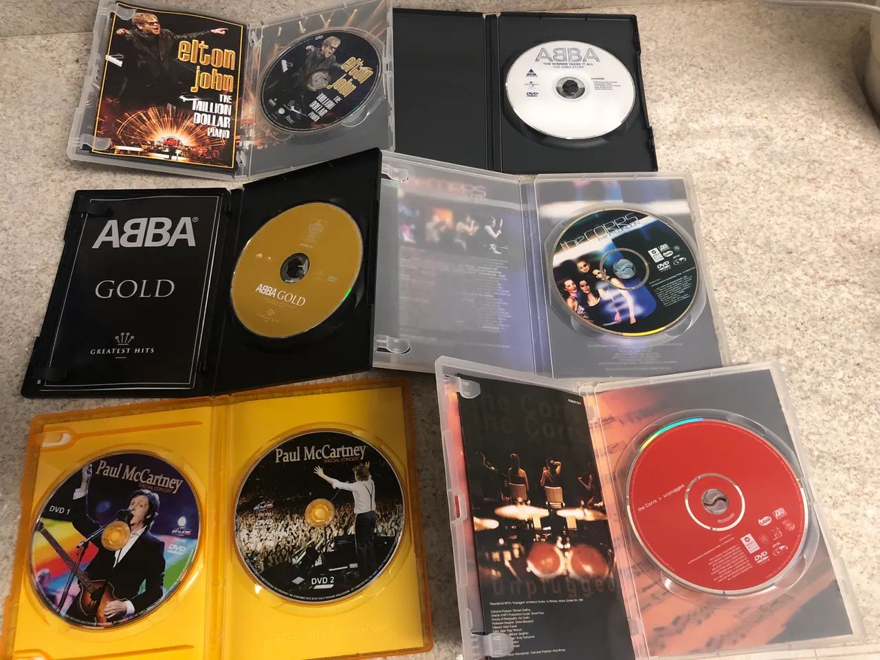 International、World系CDまとめvol.6 DVDS INTERNACIONAIS COMBO COM 6 - CDs, DVDs etc - Pedra Branca
