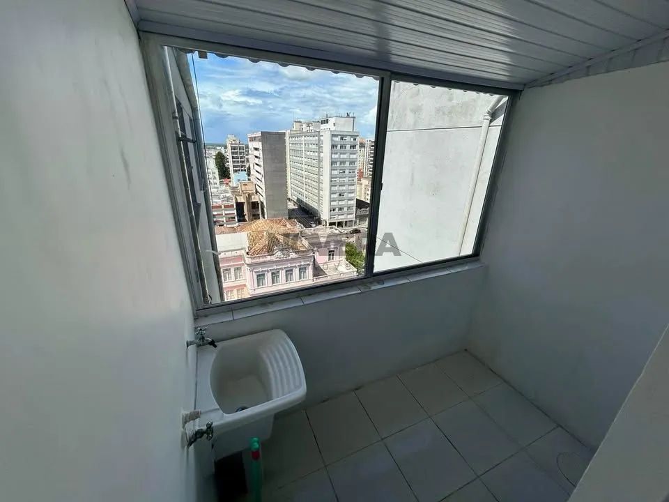 Apartamento central com elevador - Foto 4