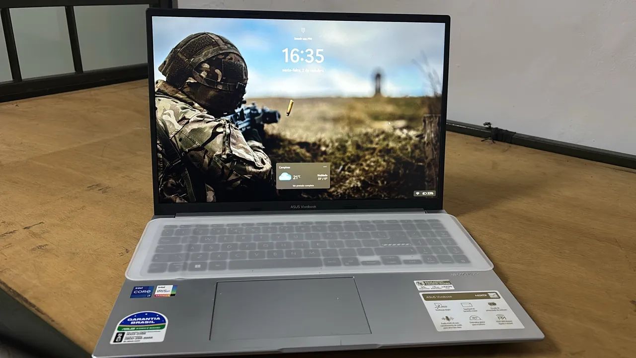 Notebook ASUS Vivobook 16 i7 - 16GB RAM + 512GB SSD