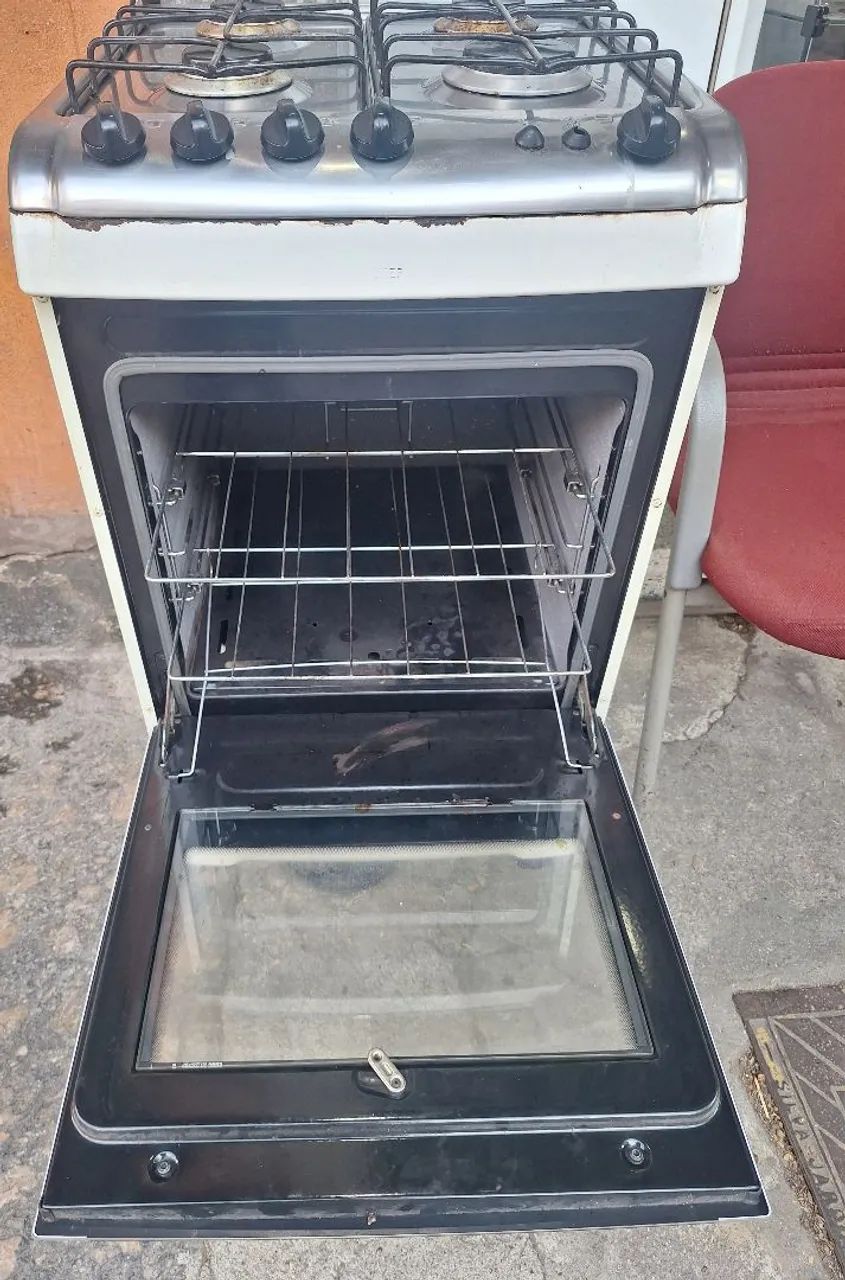 Fogão 4 Bocas Electrolux em bom estado e funcionando.  - Foto 2