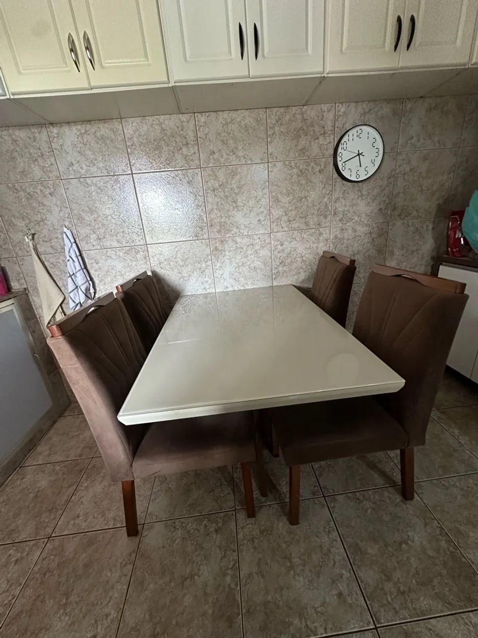 VENDO MESA DE 4 LUGARES  - Foto 2