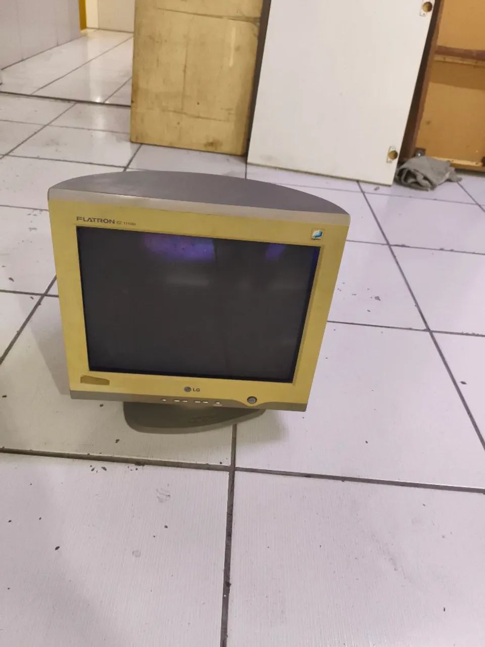 Monitor antigo 