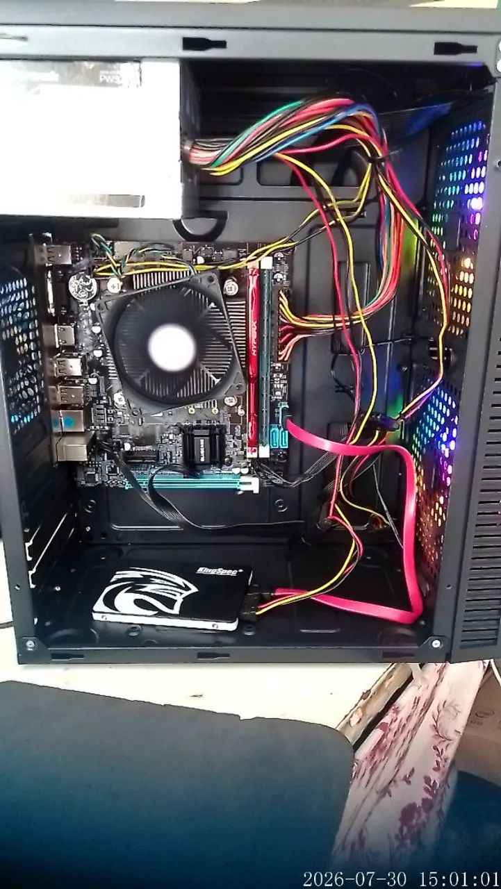 Só a CPU core i5 placa. Mãe, SSD, gabinete novo  - Foto 4