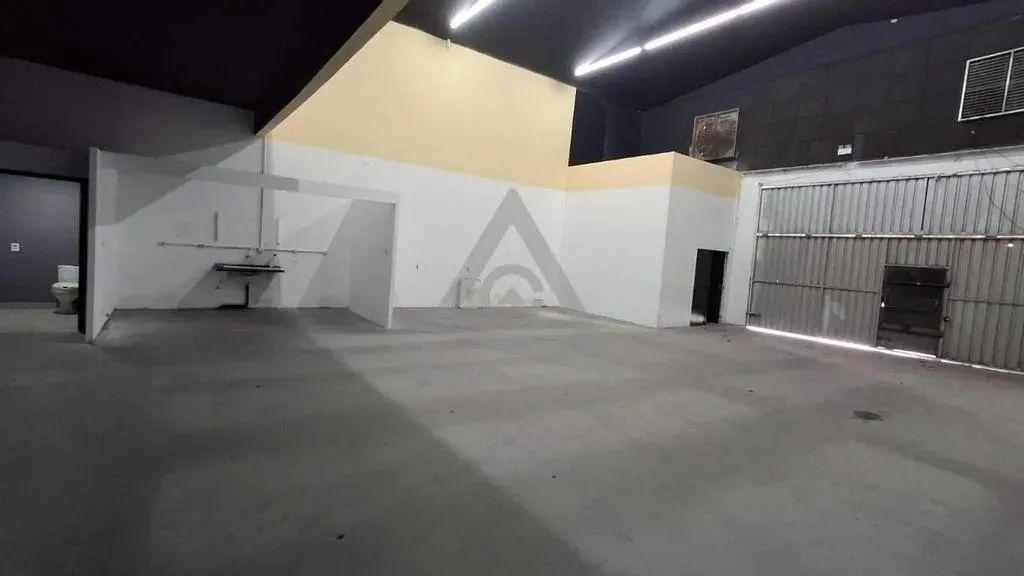 Salão à venda e para alugar em Campinas, Jardim Leonor, com 250 m² - Foto 3