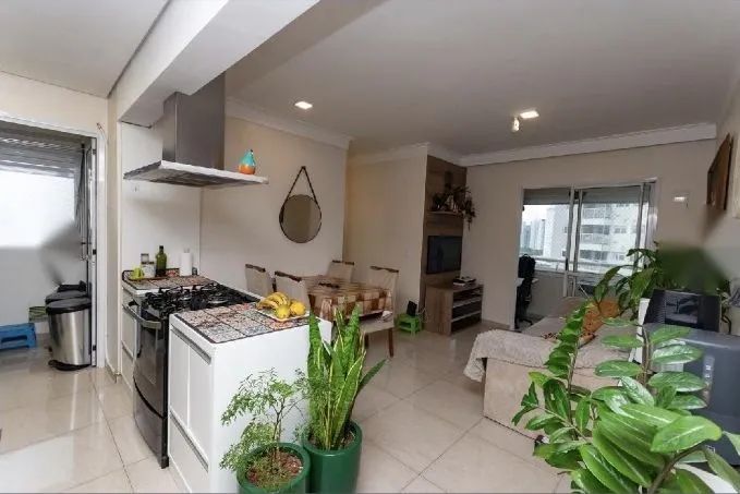 Direto com proprietário | 70 m² reformado | 3 dorms, suíte | 12º andar