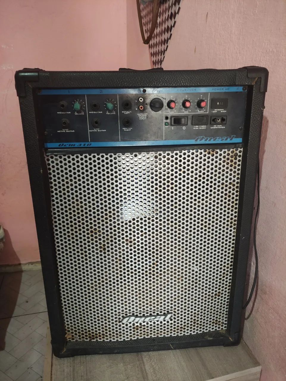 Vende-se caixa de som