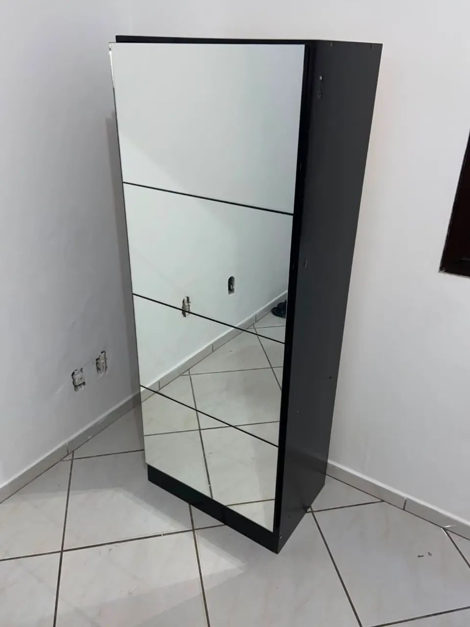 Sapateira com espelho cor preta