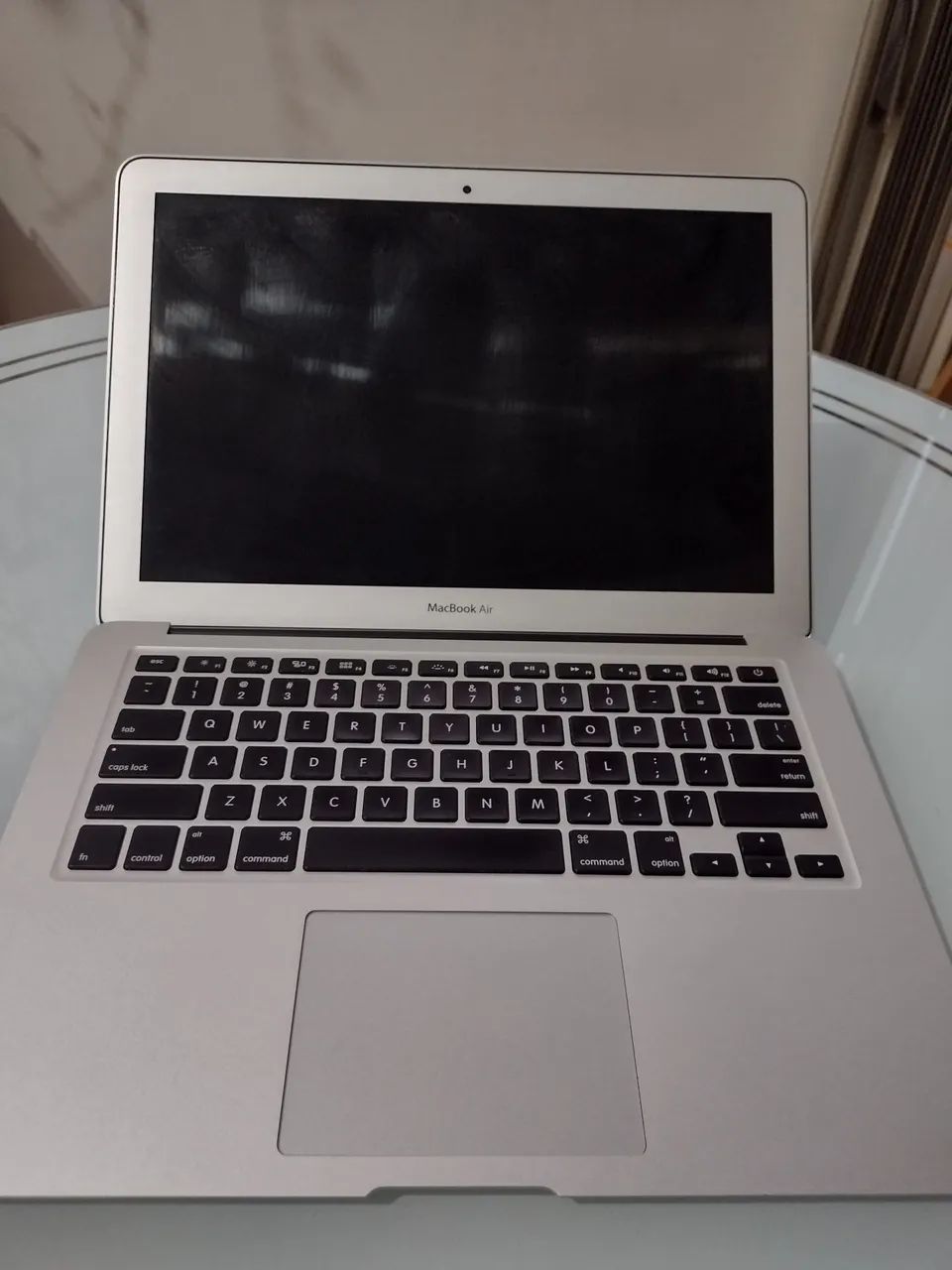 Macbook Air a1466 - DEFEITO -