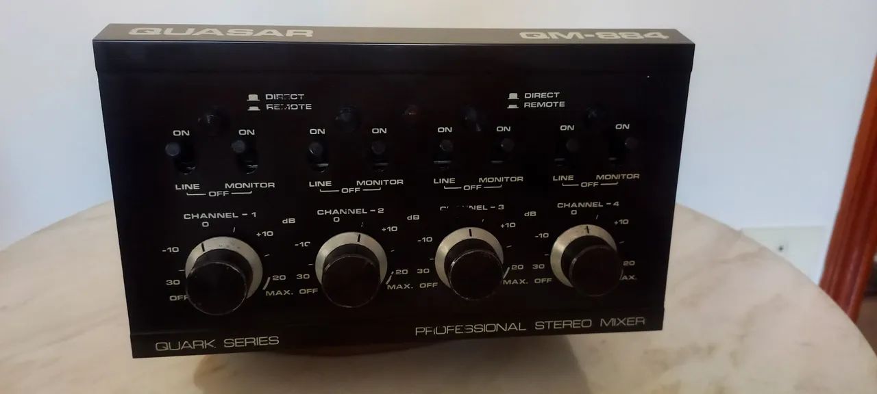 Mixer Quasar QM-884