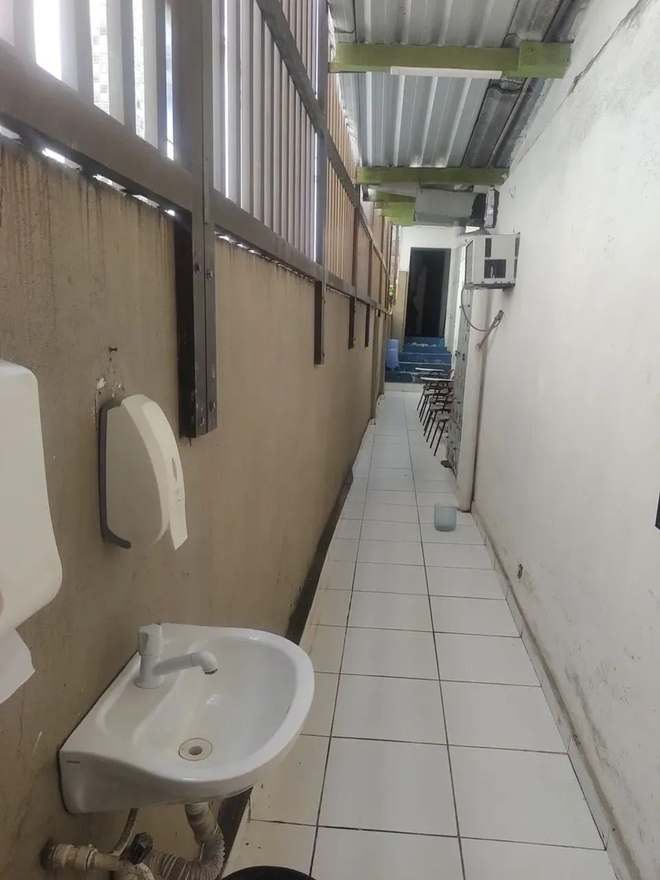 LOJA COMERCIAL 80 M2 NO RIO VERMELHO - Foto 2