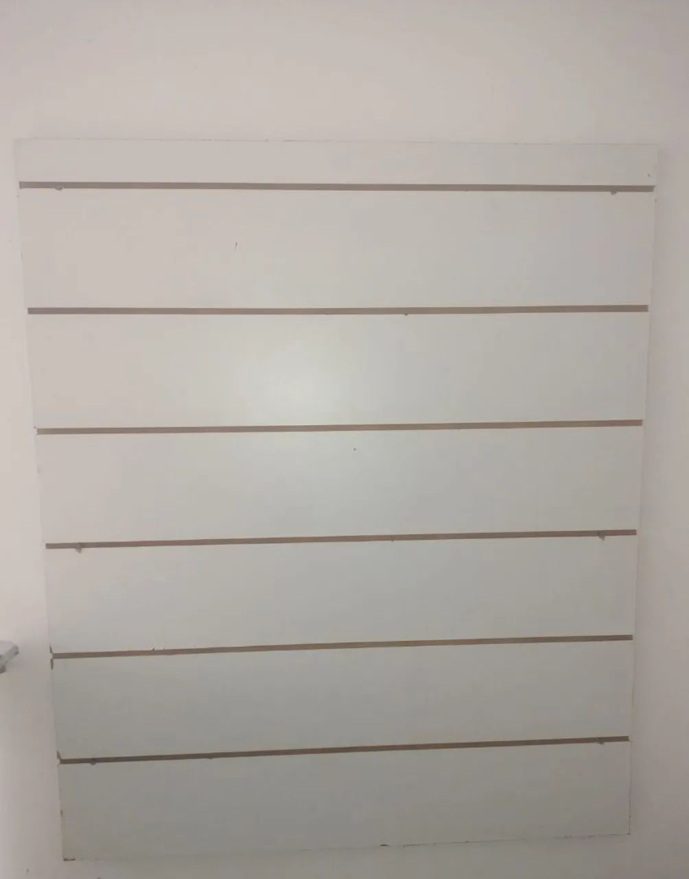 Vendo um Painel canaletado 