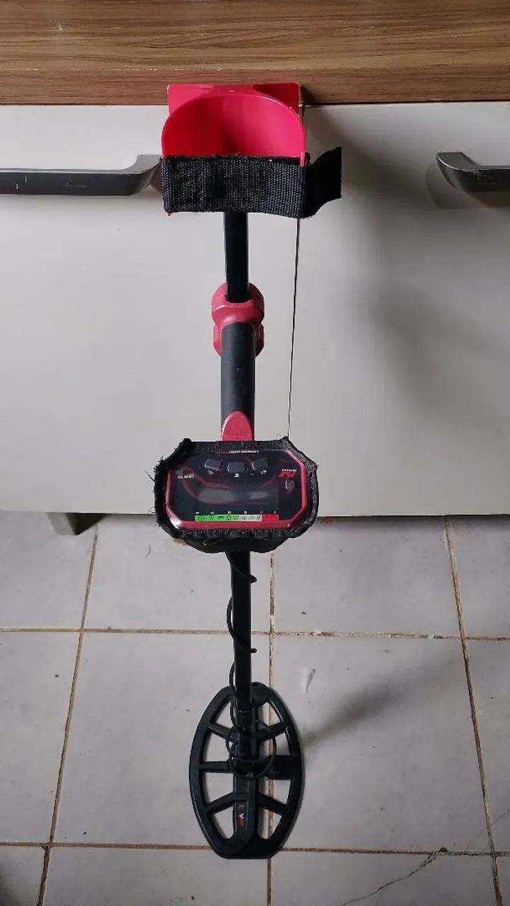 Vendo detector de Metais Minelab Vanquish 340 - Foto 2