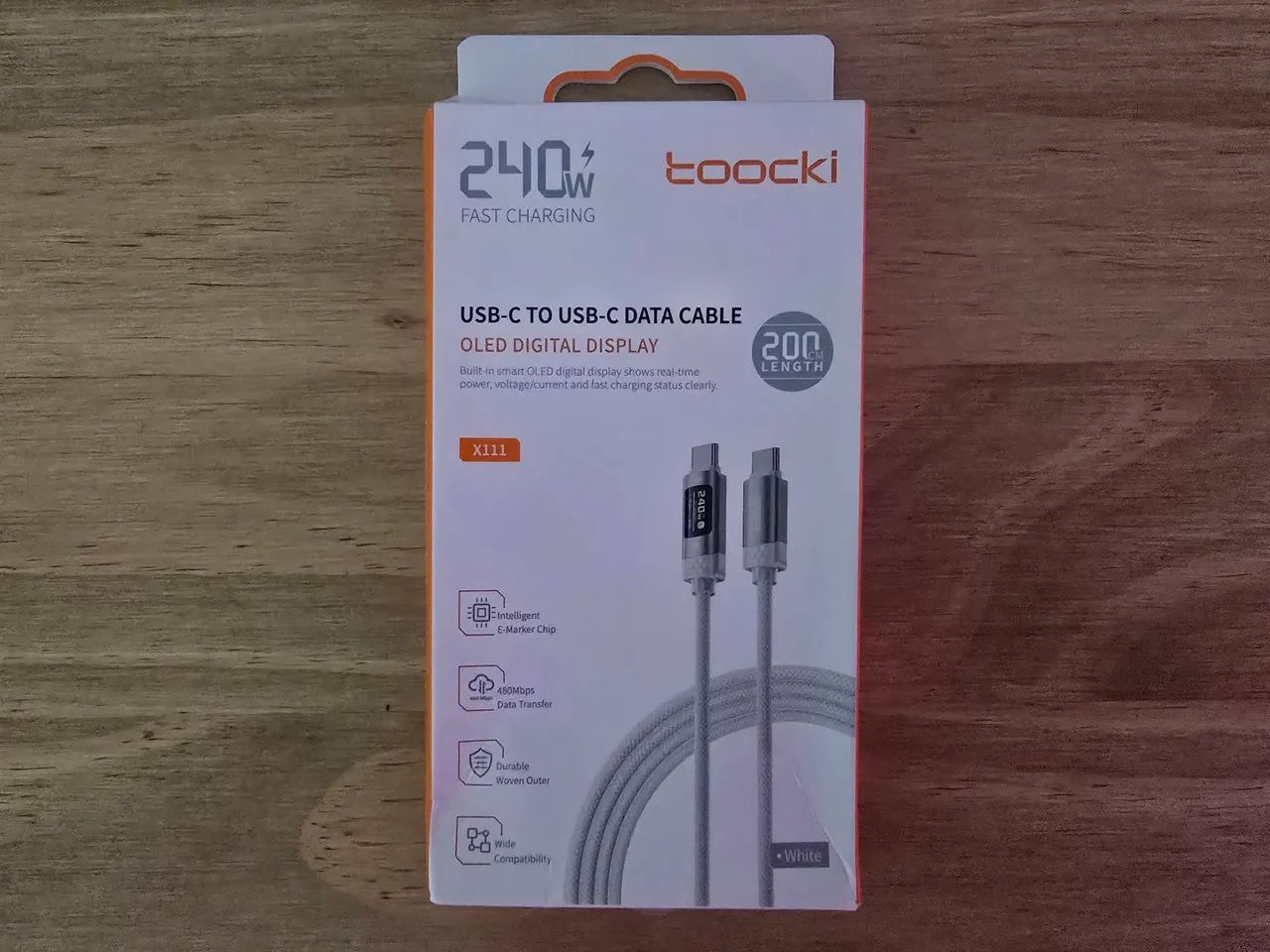Cabo USB-C Toocki 240w com Display OLED 2 Metros Branco