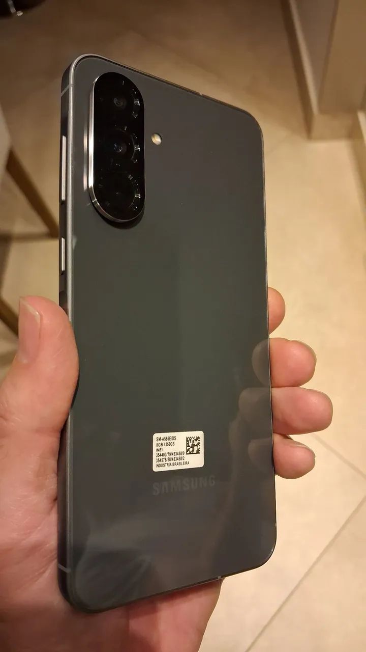 Samsung Galaxy A56 5G 256GB - Foto 3