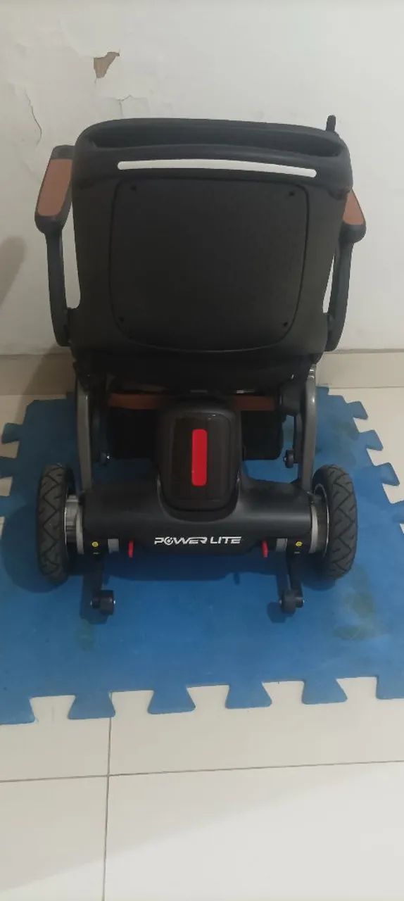 Cadeira de Rodas Motorizada  - Foto 4