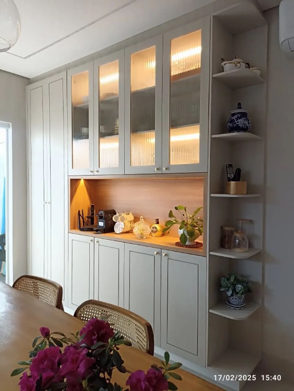 Marceneiro e Ajudante